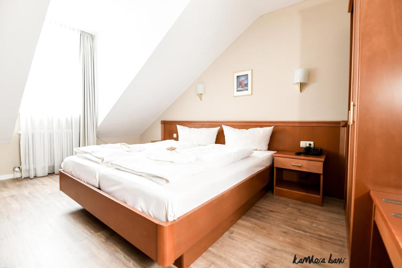 Hotel Blutenburg Munich Exterior photo